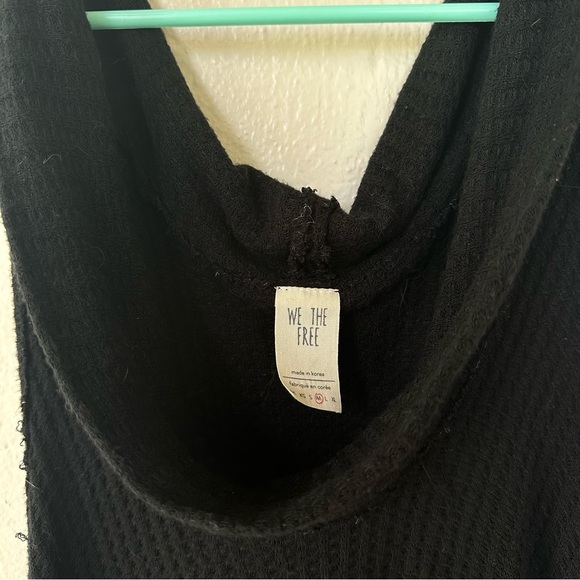 We the Free People Black Tank Top Size Medium Rn 66170 CA 32054 - Picture 5 of 7